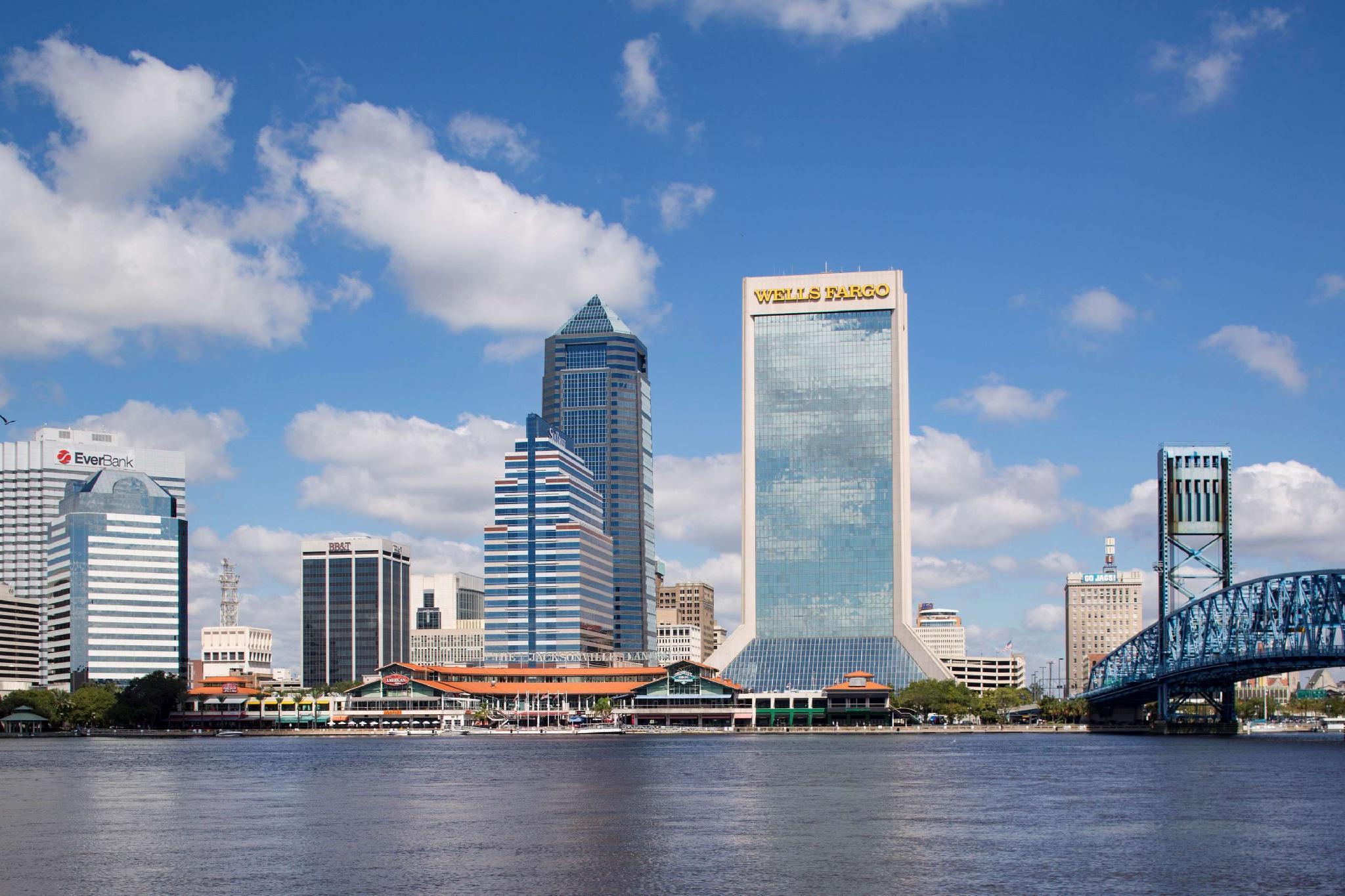 Doubletree By Hilton Jacksonville Riverfront, Fl Exterior photo