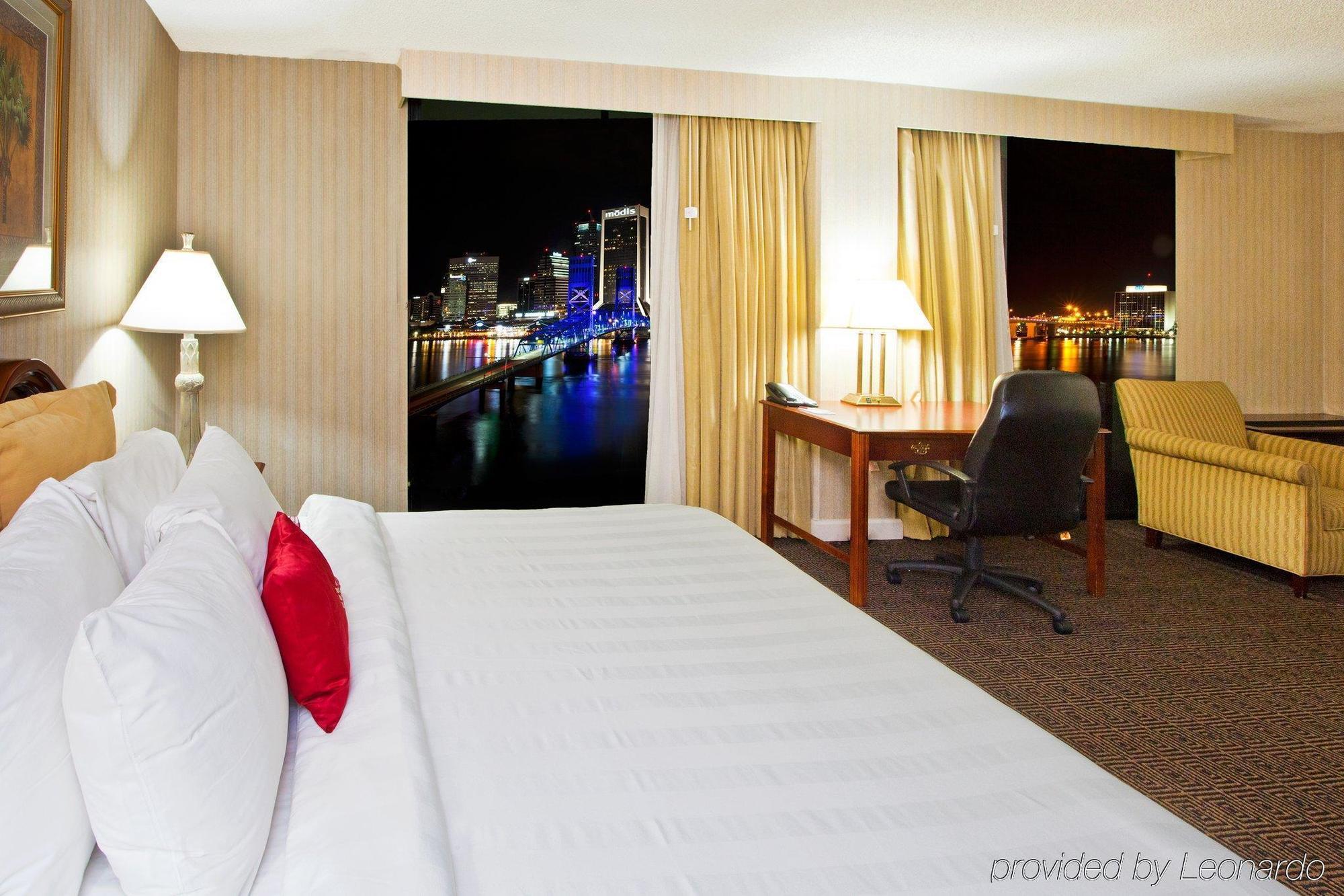 Doubletree By Hilton Jacksonville Riverfront, Fl Room photo